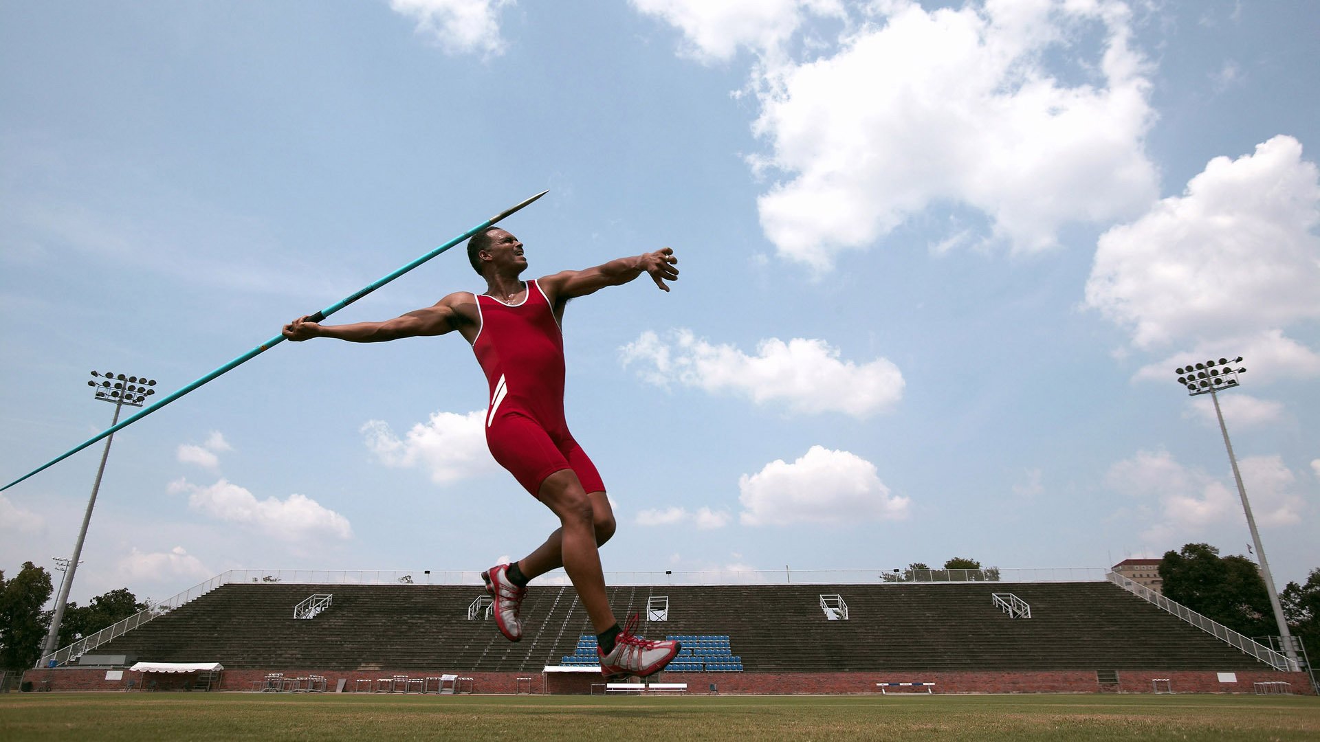 九游网游官网-“2025世界运动会：高新体育中心羽毛球赛事亮点纷呈”